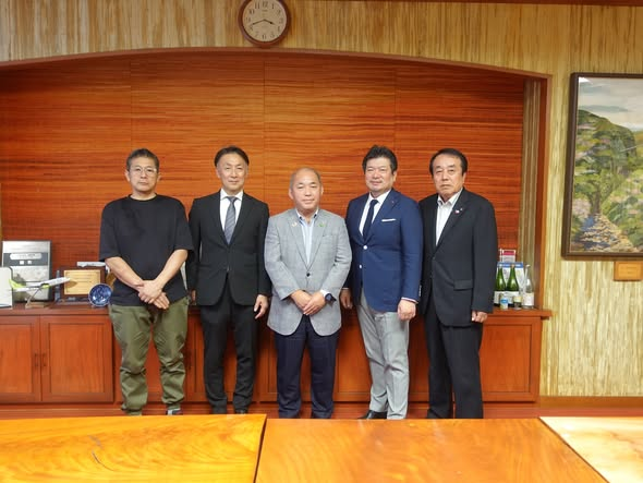 株式会社グラスアート黒木様との販売契約調印式について
